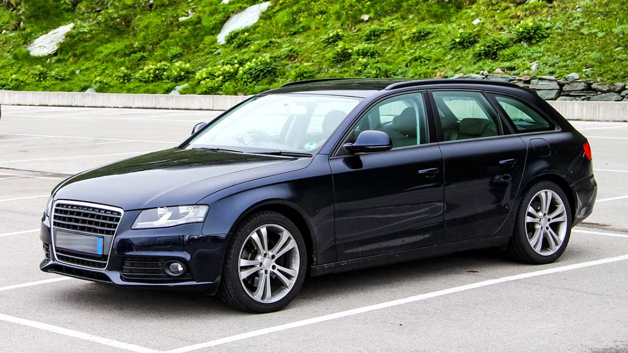 img-brand-audi-a4_0.png