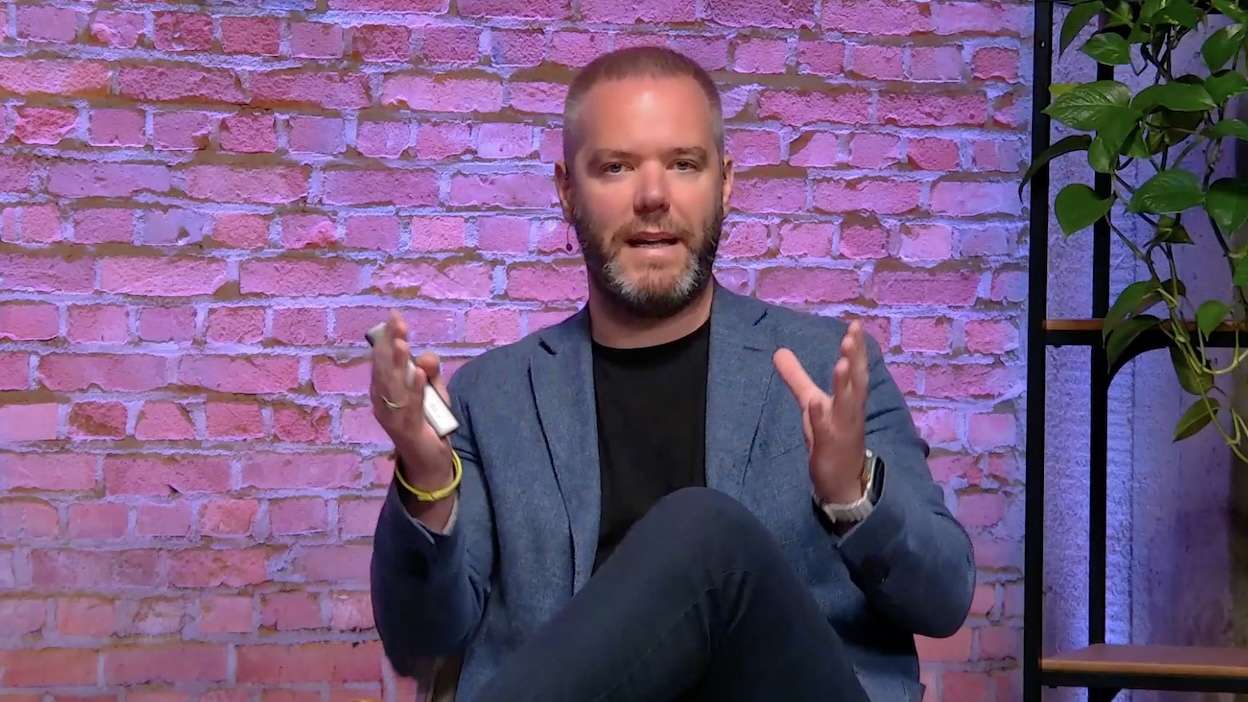 orateur Dado van Peteghem